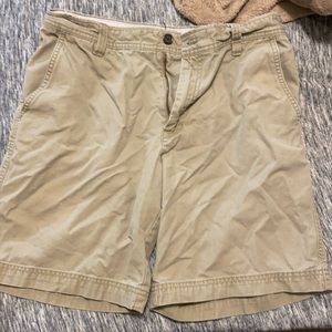 IZod men’s shorts size 32